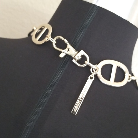 Michael Kors Gold Round Link Choker Necklace - Picture 6 of 6